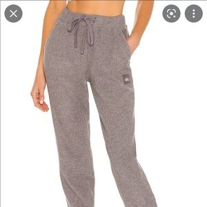 Alo muse sweatpant jogger
